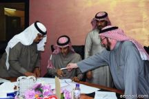 وتخطيط الأراضي لمواكبة المستقبل والنمو السكاني والتجاري أهم أجندته