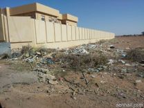 يهدد طالبات مدرسة الودي للبنات