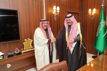 استقبل أمير منطقة حائل اليوم الثلاثاء مدير عام فرع هيئة الهلال الأحمر السعودي الأستاذ / عبدالرحمن بن حمد اليحيا