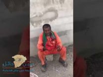 عامل نظافة يشتكي تأخر راتبه منذ 3 أشهر (فيديو)