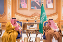 خادم الحرمين الشريفين يصل إلى الرياض