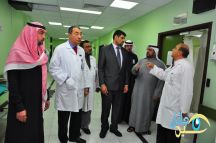 الدكتور ( العودات ) يتفقد مركز كورونا بمستشفى الملك خالد بحائل‎