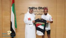 الرحالة السعودي “اليحيا” يصل أبوظبي دعماً للأخضر في كأس آسيا “الإمارات 2019”