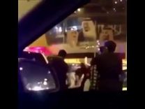 بالفيديو.. القبض على 5 فتيات تلفظن على رجال الهيئة والاعتداء على رجل أمن