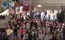 بالفيديو.. تجمهر حول فتيات داخل مجمع تجاري