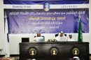يلتقي بطلاب الجامعه#مدير جامعه حائل