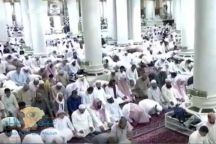 بالفيديو: ارتباك بين المصلين في الفجر بالحرم النبوي