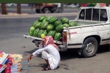 “بائع حبحب” وانتظار الرزق