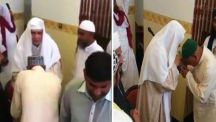 طي قيد إمام جامع الخير بالرصيفة وعدم تمكينه من الخطابة بعد اعترافه بفيديو “التبرك”