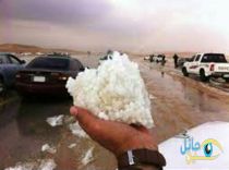 بتساقط كثيف للثلوج على حائل و شمال المملكة