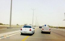 أمن الطرق بحائل يطبق نظام الرصد الآلي لمخالفات التجاوز خارج الخط الأصفر