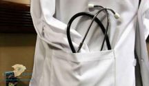 “الصحة” تعتزم وضع ضوابط لمنع أطباء التجميل من تصوير أجساد مرضاهم