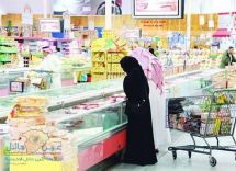 العمل والتنمية تتجه لتوطين البقالات بنسبة 100%