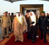 ملك البحرين يصل إلى جدة