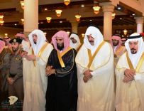أمير منطقة حائل يتقدم المصلين في صلاة عيد الفطر المبارك لهذا العام 1439هـ