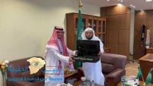 مدير عام بريد حائل في زيارة لمدير عام فرع وزارة الشؤون الإسلامية
