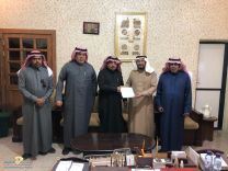 الأستاذ عبدالعزيز المشهور يستلم محلات من وقف معجل الفرج بحي الشفاء من مسجد معجل الفرج لاستخدامها كمقرا لجمعية حفظ النعمة الأهلية بمنطقة حائل