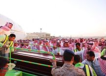 وصول جثمان الأمير منصور بن مقرن إلى الرياض