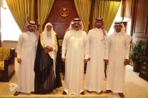أمير منطقة حائل أشاد بشهامة الشاب ” الشمري ” الذي أنقذ طفل علق في سلم كهربائي بأحد الأسواق
