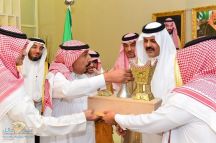 أمير منطقة حائل استقبل رئيس المنظمة العربية للسياحة وكرم أصحاب المبادرات التراثية والسياحية