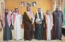 امير منطقة حائل يستقبل أمين منطقة حائل ويتسلم جائزة أمانة منطقة حائل للتعاملات الالكترونية ونموذج هوية الأمانة الجديده