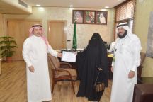 الدكتور العمّار والدخيّل يكرمان فريق عمل برنامج الترصد التغذوي بصحة حائل‎
