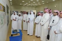 يرسمون ملامح تطوير الموقع المحيط بالرسوم الصخرية في جبل أم سنمان بجبة