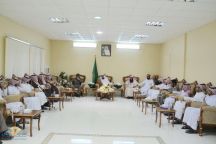 محافظ السليمي يستقبل المبايعين لولي العهد