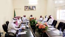محافظ  الشملي يترأس جلسة المجلس المحلي