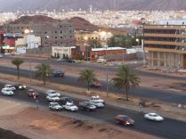تتعرض لعمليات متعمدة من التلاعب من فئة الشباب