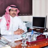 يدفع 300 الف ريال لــ تسديد مديونية (ثلاث أشخاص قبل دخولهم السجن ) بسبب قضايا حقوق مالية خاصة .