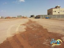 أهالي حي الوادي يعانون من إهمال الأمانة لشوارع حيهم