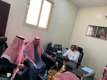 المريخي يزور منسوبي وزارة العمل والتنمية الإجتماعية في محافظة الشملي
