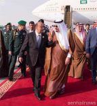 بالصور.. خادم الحرمين يصل إلى الرياض يرافقه رئيس الجمهورية اليمنية
