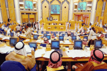 “الشورى” يطالب “الخطوط” بتوفير بدائل لمن تتأخر رحلاتهم