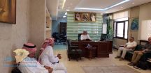 خبراء تطوير وتربية النحل وإنتاج العسل في منظمة االاغذية العالمية يزورون فرع البيئة والمياه الزراعة في حائل