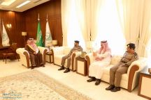 أمير حائل يستقبل مدير شرطة المنطقة